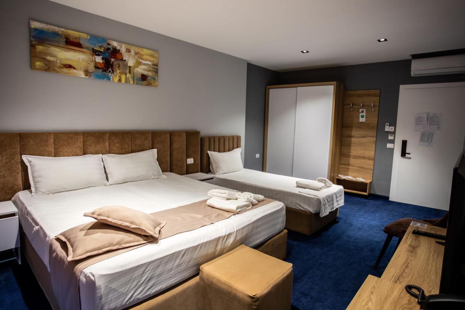 Nuevo Deluxe Hotel Shëngjin Eksteriør billede